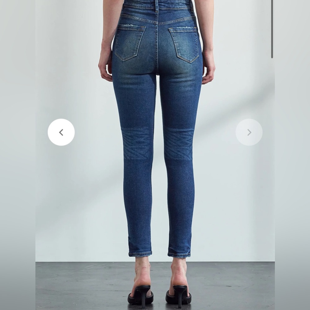 Muselooks High Rise Button Fly Skinny Jeans. - Picture 4 of 11